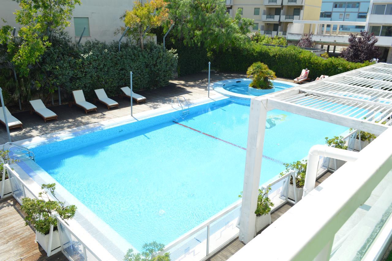 Hotel Excelsior Vasto Exterior foto